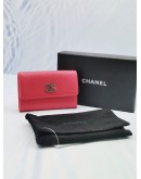 (UNUSED) CHANEL CORAL CALFSKIN LEATHER CC CAMELLIA O-CARD HOLDER 