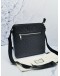 GUCCI GG GUCCISSIMA LEATHER ZIP MESSENGER BAG IN BLACK