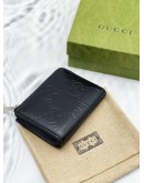 (LIKE NEW) GUCCI CARD AND COIN WALLET IN BLACK GG EMBOSSED PERFORATED LEATHER -FULL SET-