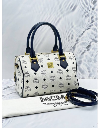 MCM BOSTON BAG IN WHITE AND DARK BLUE VISETOS LEATHER