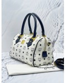 MCM BOSTON BAG IN WHITE AND DARK BLUE VISETOS LEATHER