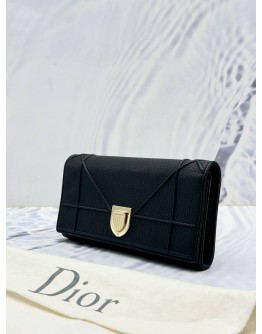 CHRISTIAN DIOR DIORAMA WALLET ON CHAIN IN BLACK PEBBLED LEATHER