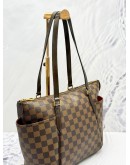 LOUIS VUITTON TOTALLY PM SHOULDER BAG IN BROWN DAMIER EBENE CANVAS