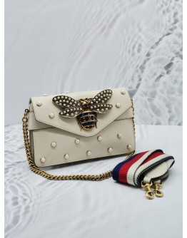 GUCCI NAPPA PEARL STUDDED QUEEN MARGARET BROADWAY BEE SHOULDER BAG IN OFF WHITE LEATHER 