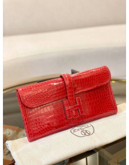 (LIKE NEW) 2016 HERMES JIGE ELAN 29 LIMITED EDITION CLUTCH IN ROUGE VIF NILOTICUS CROCODILE LEATHER