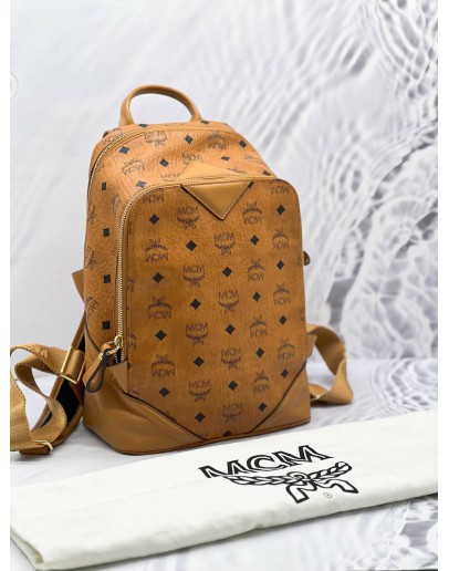 MCM SMALL DUKE BACKPACK IN BROWN VISETOS CANVAS 