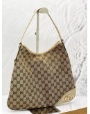 GUCCI BRITT HOBO SHOULDER BAG IN SIGNATURE GG SUPREME CANVAS