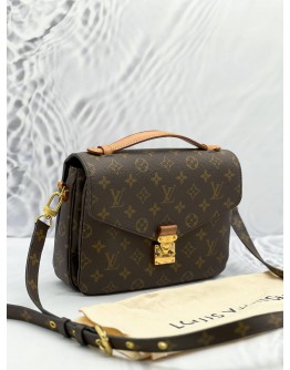 LOUIS VUITTON POCHETTE METIS MM CROSSBODY BAG IN BROWN MONOGRAM CANVAS GOLD HARDWARE