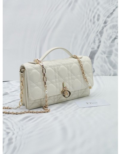 2022 CHRISTIAN DIOR MY DIOR TOP HANDLE BAG WITH WHITE CANNAGE QUILTED LAMBSKIN LEATHER 