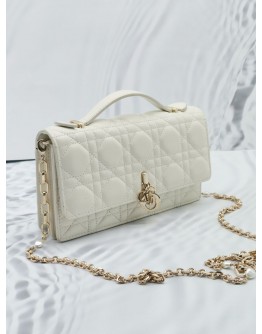 2022 CHRISTIAN DIOR MY DIOR TOP HANDLE BAG WITH WHITE CANNAGE QUILTED LAMBSKIN LEATHER 