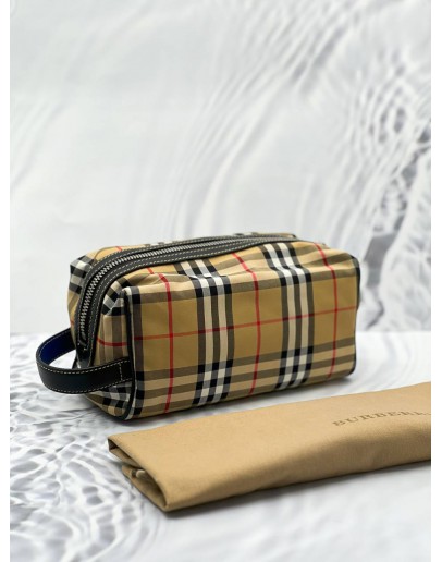 (LIKE NEW) BURBERRY SIGNATURE NOVA CHECK CANVAS POUCH