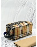 (LIKE NEW) BURBERRY SIGNATURE NOVA CHECK CANVAS POUCH