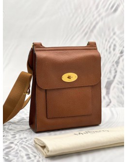 (LIKE NEW) MULBERRY OAK GRAINED CALFSKIN LEATHER ANTONY CROSSBODY BAG