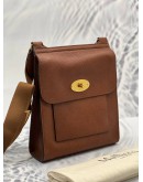 (LIKE NEW) MULBERRY OAK GRAINED CALFSKIN LEATHER ANTONY CROSSBODY BAG