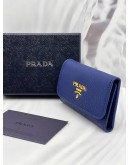 (UNUSED) PRADA 6 KEY HOLDER IN BLUE VITELLO DAINO LEATHER -FULL SET-