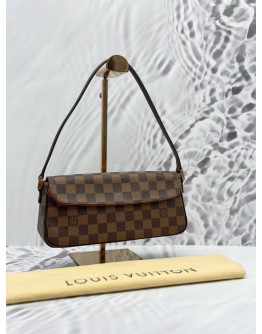 LOUIS VUITTON RECOLETA SHOULDER BAG IN BROWN DAMIER EBENE CANVAS