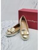 SALVATORE FERRAGAMO METALLIC GOLD LEATHER NOVELLO BOW SLIP ON FLATS SIZE 5