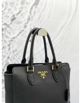 PRADA TOP HANDLE SNAP TOTE BAG IN BLACK SAFFIANO LUX LEATHER 