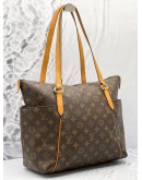 LOUIS VUITTON TOTALLY MM TOTE BAG IN BROWN MONOGRAM CANVAS WITH ZIPPED 