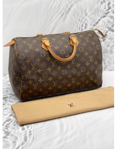 LOUIS VUITTON SPEEDY 40 MONOGRAM CANVAS BAG