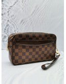 LOUIS VUITTON CLUTCH