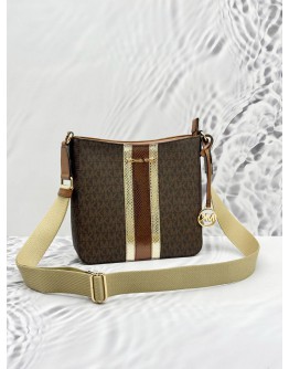 MICHAEL KORS JET SET TRAVEL SHOULDER AND CROSSBODY BAG IN BROWN MK SIGNATURE CANVAS AND LIGHT BROWN CALFSKIN LEATHER