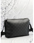 (LIKE NEW) LOUIS VUITTON ECLIPSE APOLLO MESSENGER BAG