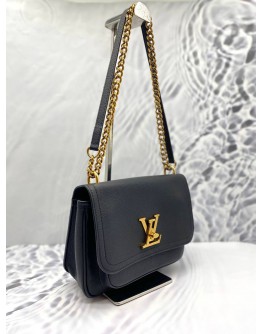 LOUIS VUITTON LOCK ME CHAIN BAG IN BLACK