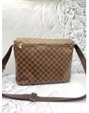 LOUIS VUITTON MM MESSENGER BAG IN BROWN DAMIER EBENE