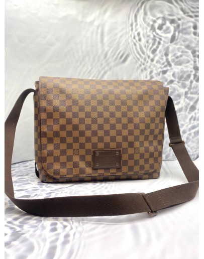 LOUIS VUITTON MM MESSENGER BAG IN BROWN DAMIER EBENE