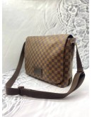 LOUIS VUITTON MM MESSENGER BAG IN BROWN DAMIER EBENE