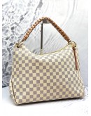 (LIKE NEW) LOUIS VUITTON BEAUBOURG GM DAMIER AZUR SHOULDER BAG