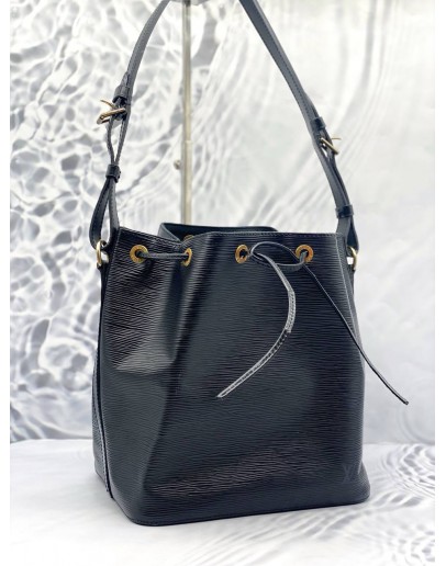 (LIKE NEW) LOUIS VUITTON BLACK EPI LEATHER BUCKET SHOULDER BAG 
