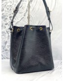 (LIKE NEW) LOUIS VUITTON BLACK EPI LEATHER BUCKET SHOULDER BAG 