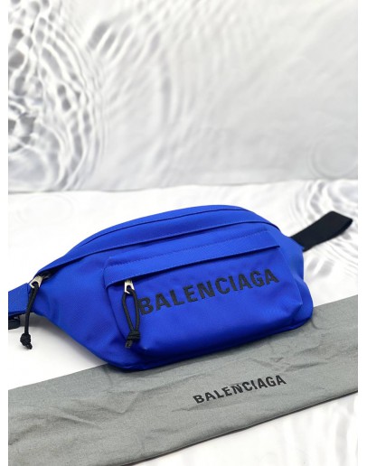 (BRAND NEW) BALENCIAGA NYLON BLUE BELTPACK