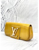 LOUIS VUITTON VERT IMPRESSION PATENT LEATHER CLUTCH 