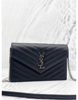 (LIKE NEW)YVES SAINT LAURENT CASSANDRE ENVELOPE CHAIN WALLET