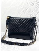 (LIKE NEW) 2019 CHANEL LARGE CHEVRON GABRIELLE BLACK HOBO BAG -FULL SET-