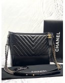 (LIKE NEW) 2019 CHANEL LARGE CHEVRON GABRIELLE BLACK HOBO BAG -FULL SET-