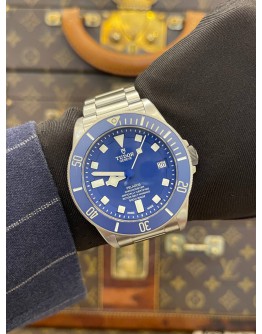 (UNUSED) 2020 TUDOR PELAGOS TITANIUM REF 25600TB BLUE DIAL BLUE BEZEL 42MM AUTOMATIC WATCH -FULL SET-