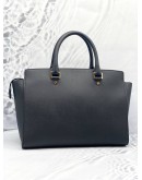 (LIKE NEW) MICHAEL KORS BLACK LEATHER HANDLE BAG WITH STRAP 