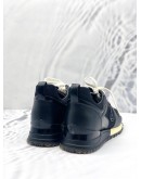 (LIKE NEW) LOUIS VUITTON RUNAWAY SNEAKERS 