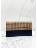 (LIKE NEW) BURBERRY SMALL SCALE CHECK AND BLACK LEATHER CONTINENTAL WALLET -FULL SET-