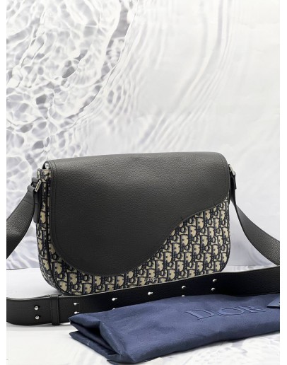 (LIKE NEW) 2022 CHRISTIAN DIOR SADDLE FLAP MESSENGER BAG 