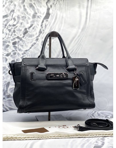 (LIKE NEW)COACH SWAGGER CARRYALL IN PEBBLE LEATHER BLACK
