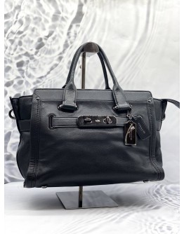(LIKE NEW)COACH SWAGGER CARRYALL IN PEBBLE LEATHER BLACK