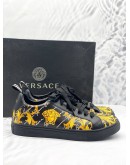 (LIKE NEW) VERSACE LOW TOP VITELLO ST.BAROCCO SIGNATURE PRINTED LEATHER SNEAKER SIZE 42 -FULL SET-
