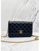 (LIKE NEW)CHANEL BLACK QUILTED LAMBSKIN CAMELLIA WALLET ON CHAIN GHW -FULL SET-