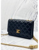 (LIKE NEW)CHANEL BLACK QUILTED LAMBSKIN CAMELLIA WALLET ON CHAIN GHW -FULL SET-