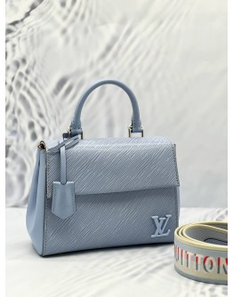 (LIKE NEW) MICROCHIP LOUIS VUITTON CLUNY MINI EPI LEATHER HANDBAG